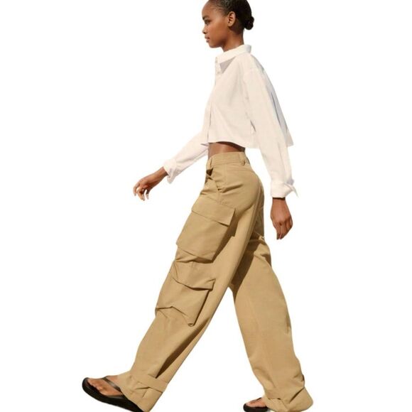 Zara Pants - ZARA NWOT Tabbed cargo pants in Taupe Size XL